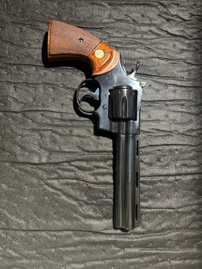 Colt Python mod.X 1980.g. .357Mag. blued 6″-1